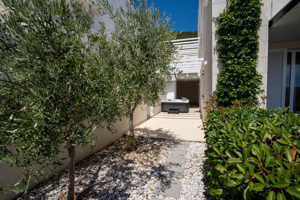 Apartments Villa Azzurra بول المظهر الخارجي الصورة